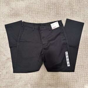 NWT mens uniqlo slacks 35x34”